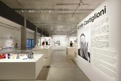 企画展「デザインの先生」会場風景／Exhibition view of "Learning from Design Maestros"